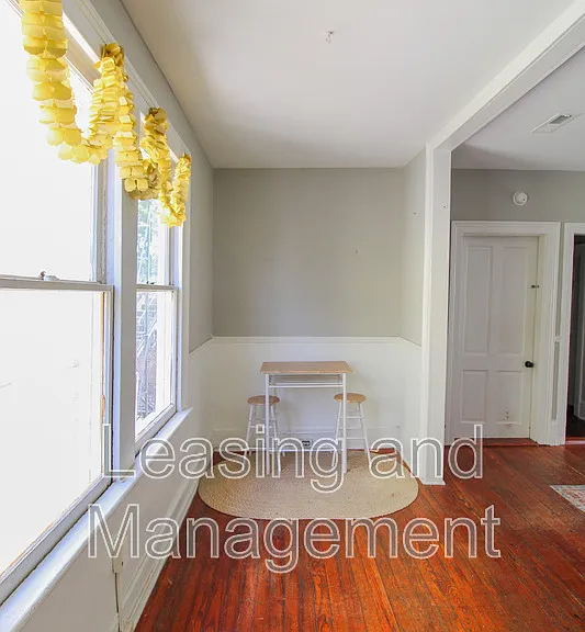 208 Calhoun St #B — Photo 10