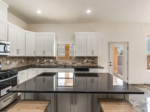 2nd image of 4614 N Stanton St #C