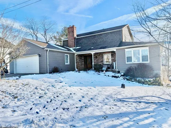 1822 Vernon Dr, Fairmont, WV 26554