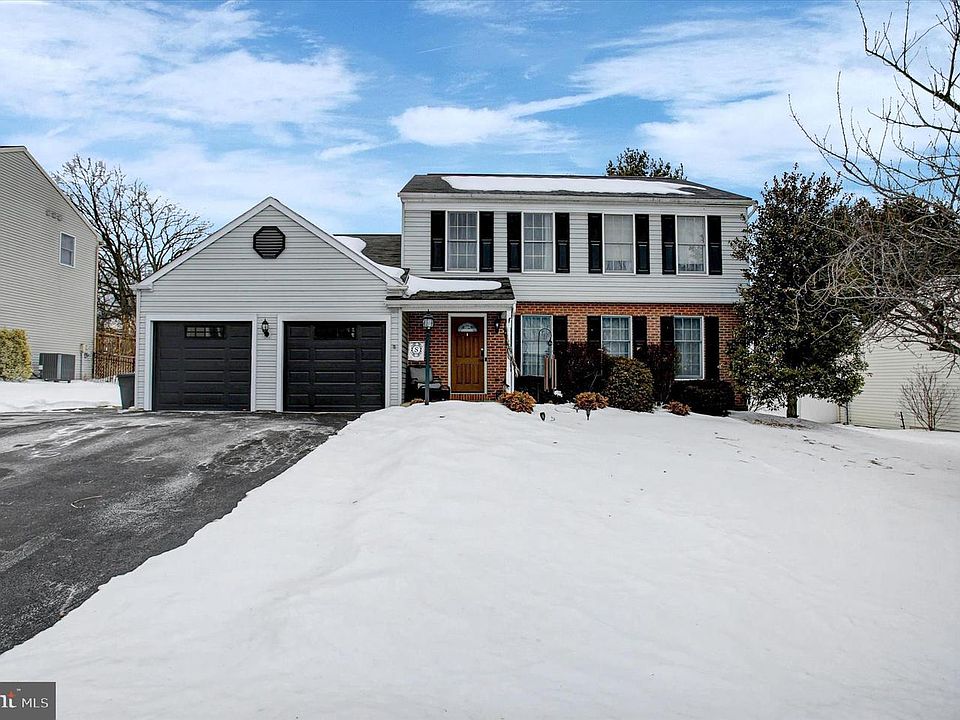 1st image of 65 Ridgeview Dr