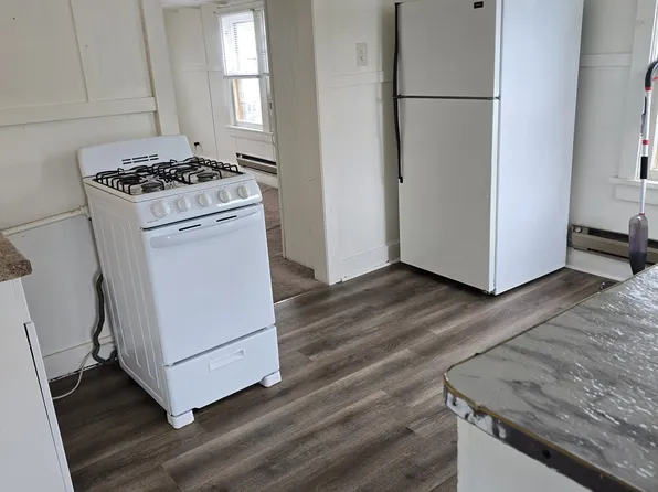 308 N Duane Ave Floor 3, Endicott, NY 13760