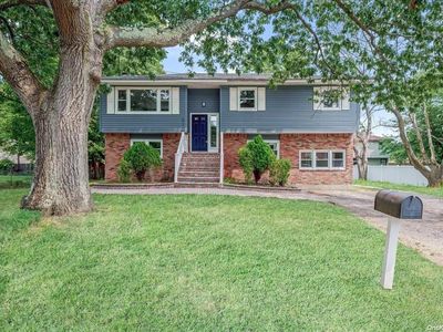 21 S 32nd Street, Wyandanch, NY, 11798