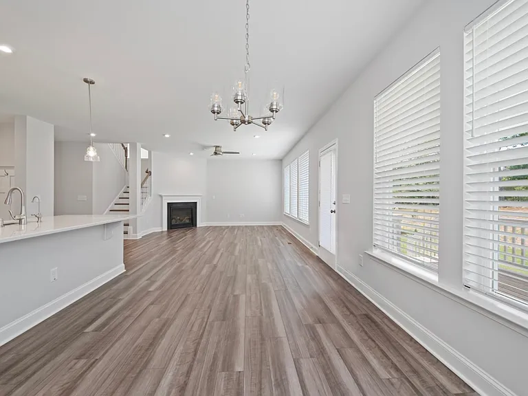 265 Mindees Ln — Photo 11