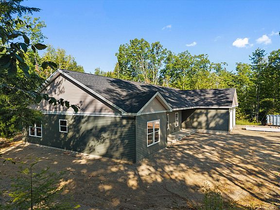 5th image of 46 Katahdin Way