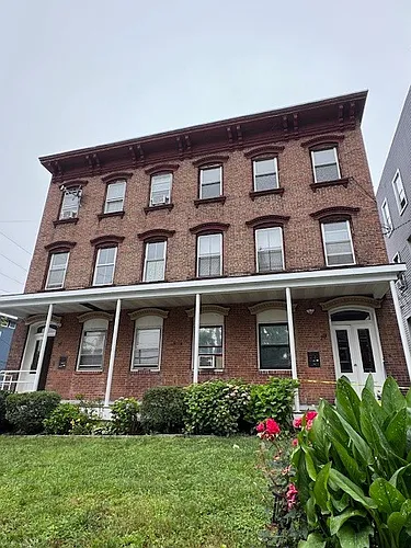 29 Washington Ave #3 Photo 1