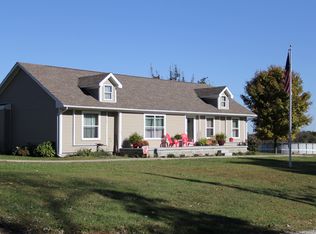 4335 Huff Run Rd, COTTAGEVILLE, WV 25239