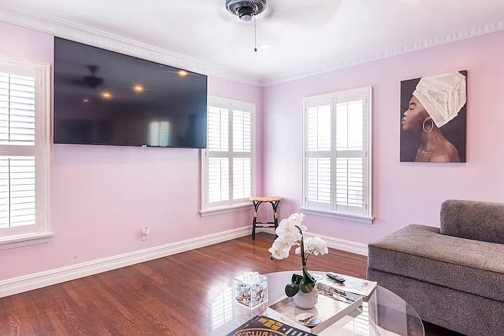 3 bed, 1.5 bath, 1202 sqft, $3,650 — Photo 3