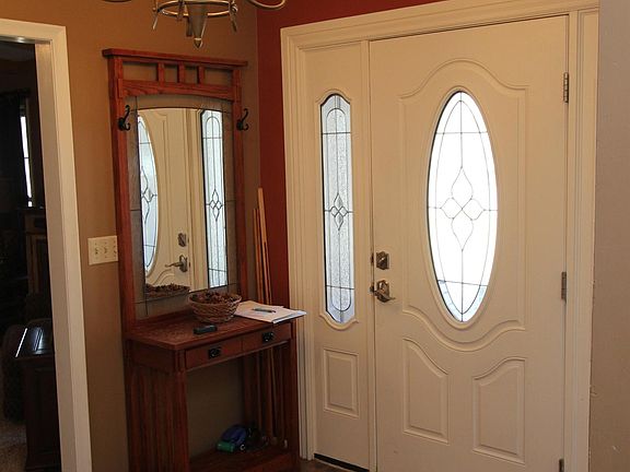 2nd image of 2307 Lincoln Dr