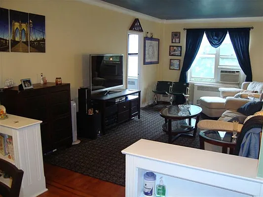 Sold by Benjamin Realty Since 1980 | media 4