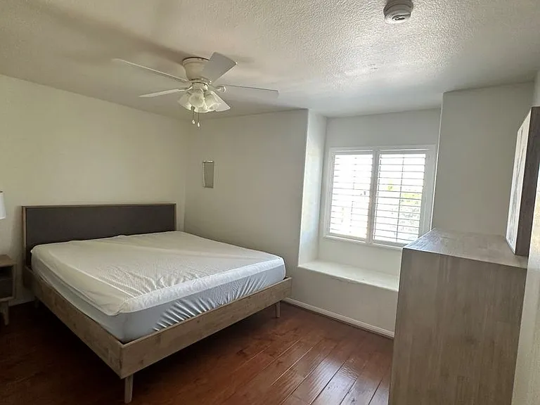 2941 Avenida Castana — Photo 19