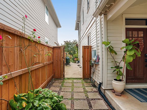 5th image of 4919 Illinois Ave