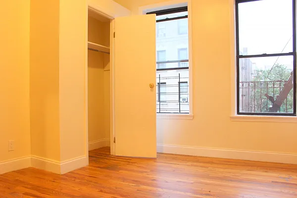 Rented by Bohemia Realty Group | media 20