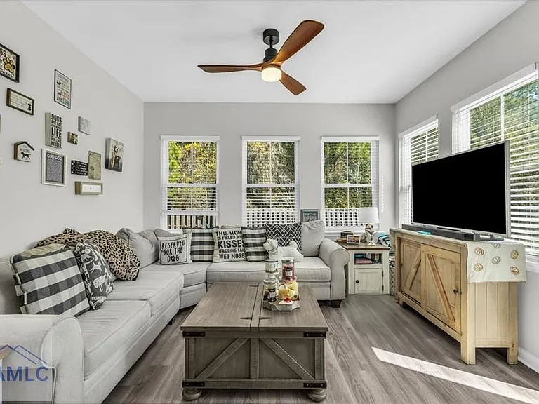 399 Beecher Dr — Photo 15