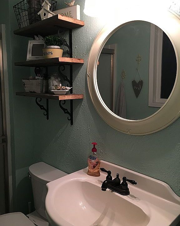 2nd image of 2395 Amaryllis St