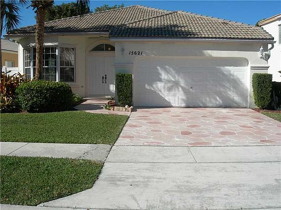 4th image of 15621 NW 12th Ct
