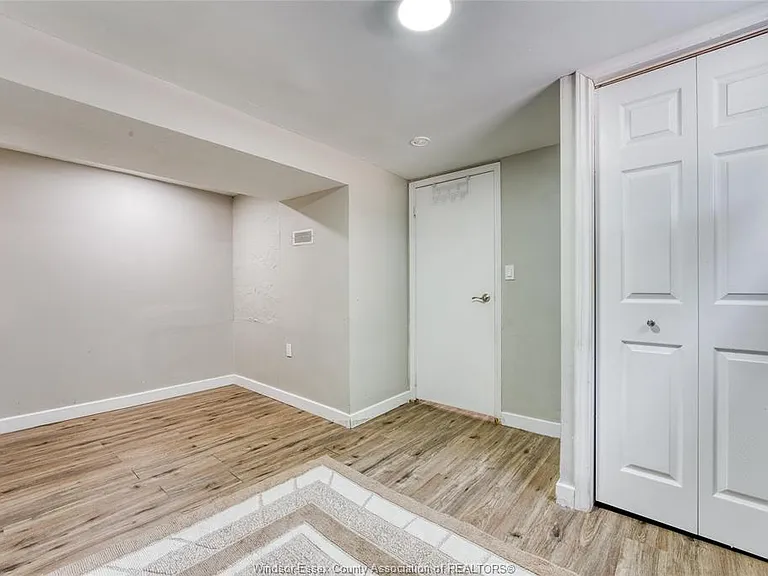 2309 Alexis Rd — Photo 34
