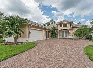 723 Pine Crest Ln, Naples, FL 34104