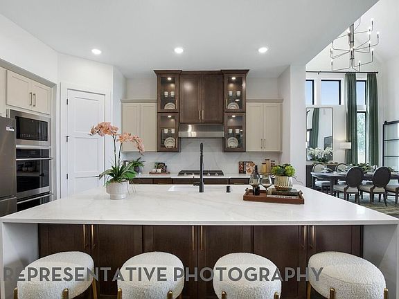5th image of 31026 Peony Place Dr