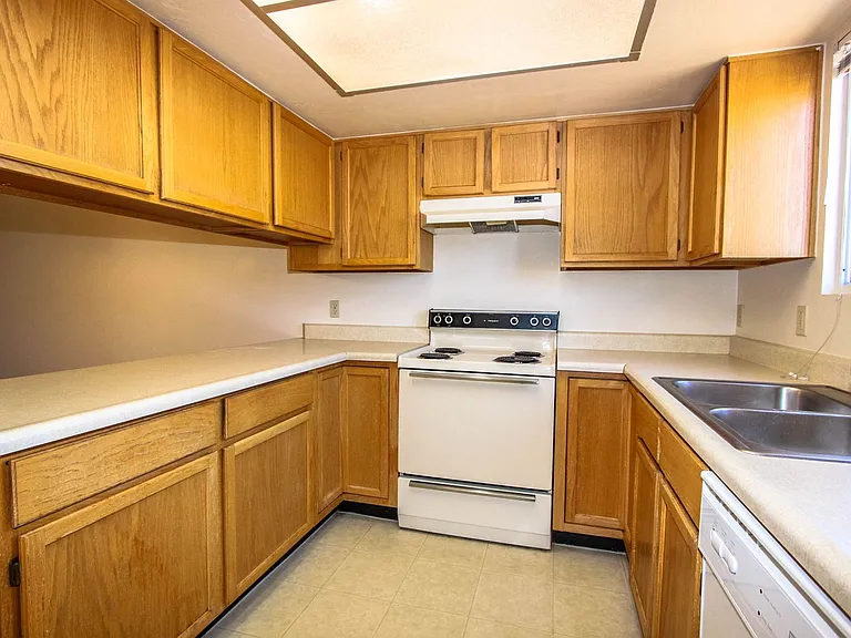 6140 Antelope Villas Cir #221 — Photo 5