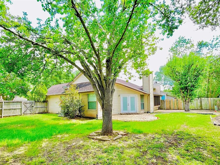 2910 Pioneer Pass — Photo 31