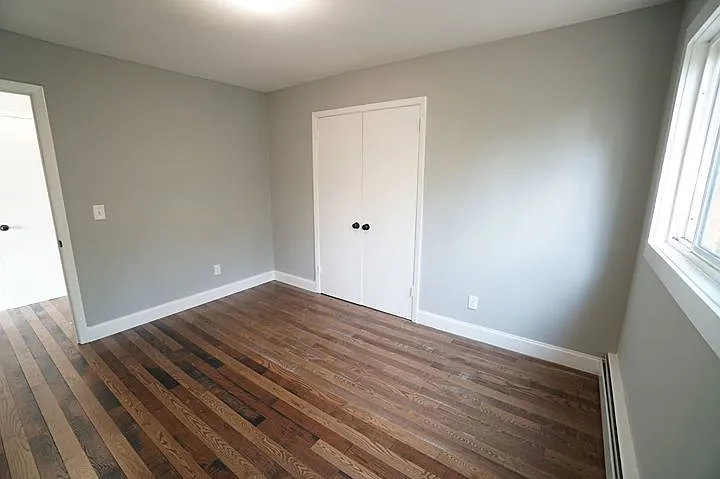 2625 Park Ave — Photo 2