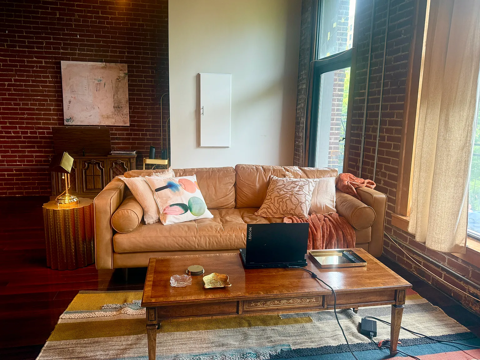 2 bed, 1910 sqft, $2,995 — Photo 2