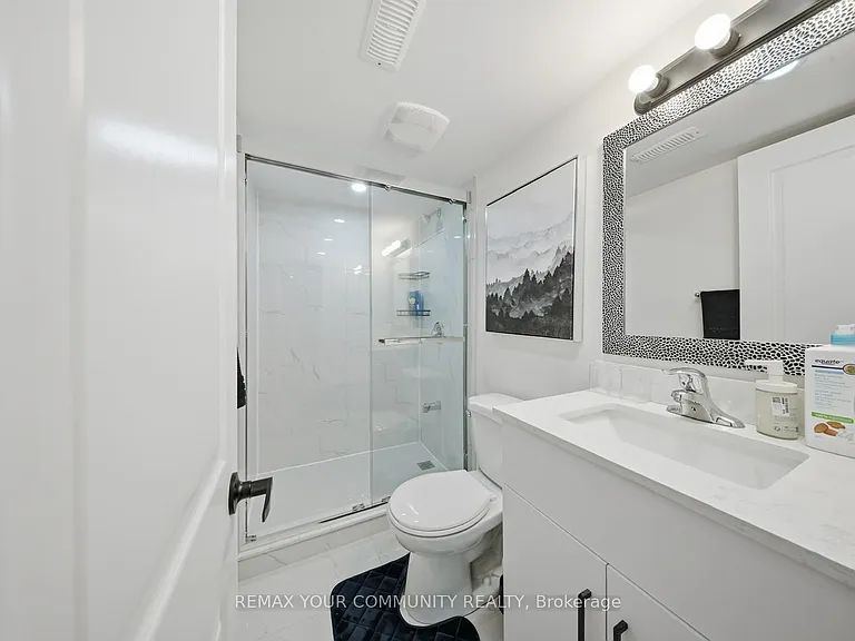 43 Tweedhill Ave #BASEMENT — Photo 9