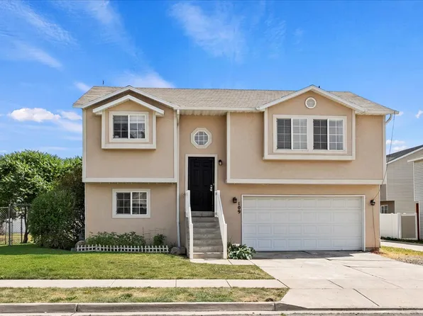 109 E 1875 N, North Ogden, UT 84414
