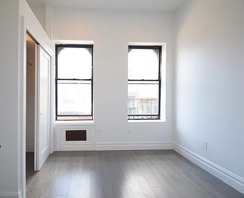 Rented by Triplemint | media 9