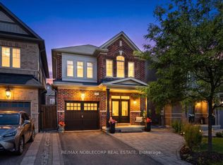 29 Herzl St, Vaughan, ON L4H 3Y4