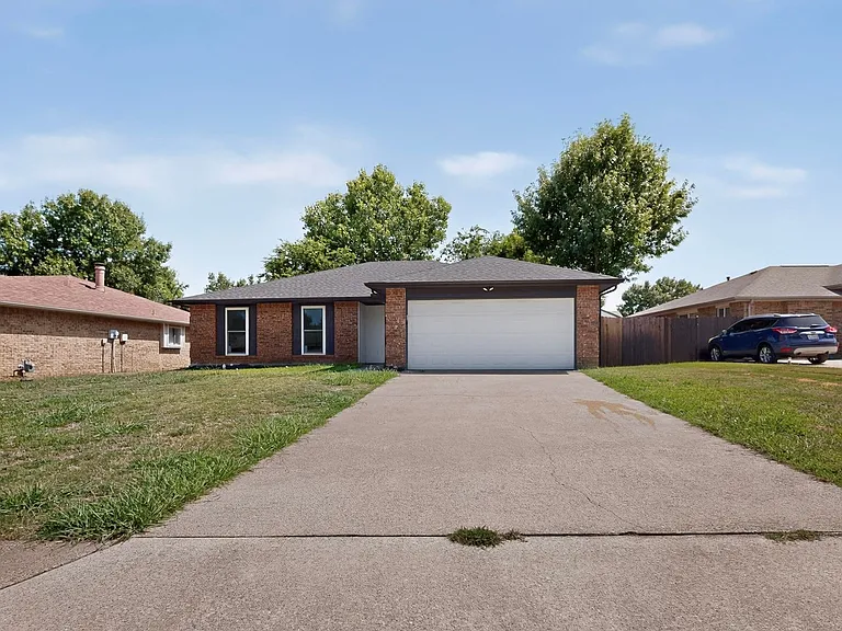 1313 Homestead St — Photo 29