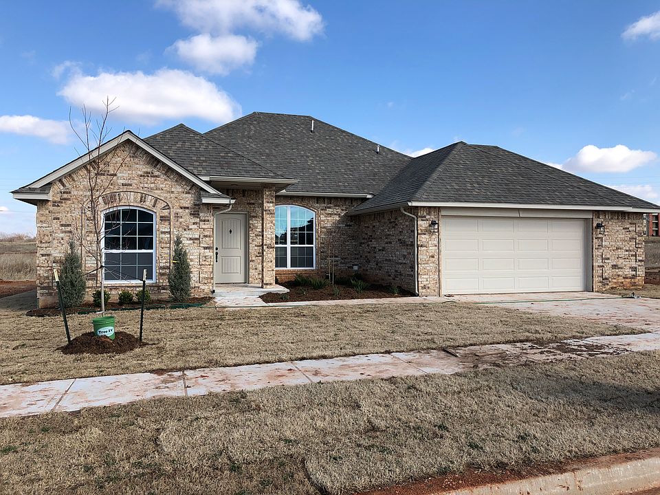 1st image of 15700 Vermillon Dr