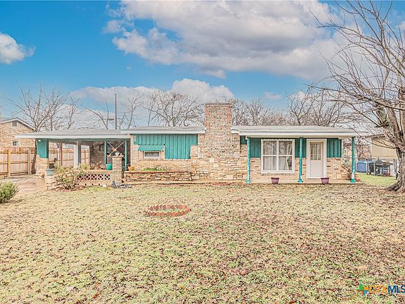2nd image of 406 S Mary Jo Dr