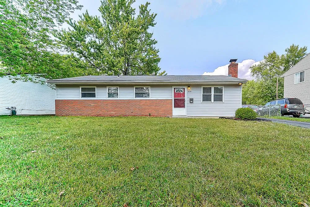 4258 Conover Pl photo 1