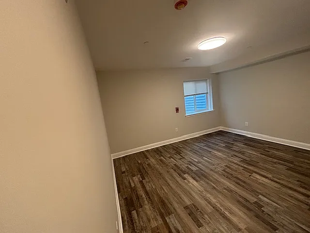 3 bed, 2000 sqft, $2,300 — Photo 4
