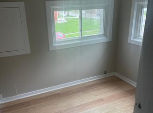 134 Perry St APT 2, Grand Ledge, MI 48837