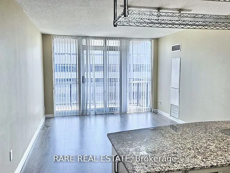 33 Sheppard Ave E #1112 — Photo 4