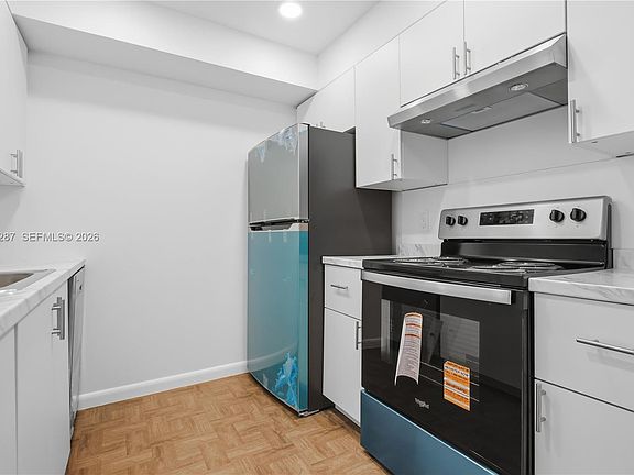 2nd image of 301 SW 135th Ave APT 415C