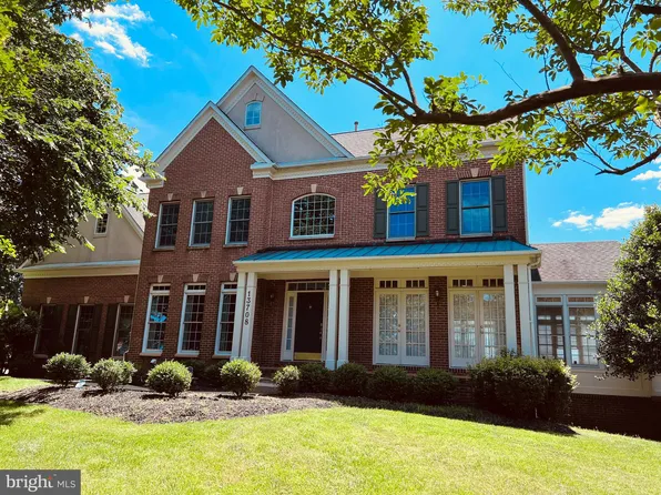 13708 Mount Prospect Dr, Rockville, MD 20850