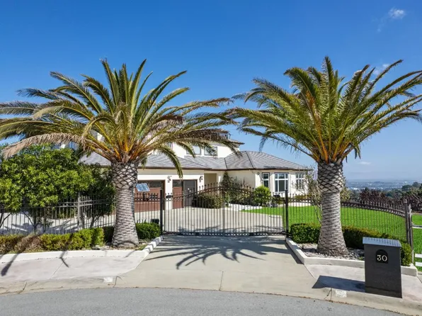 30 Miranda Ct, Hillsborough, CA 94010