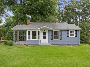 108 High St, Laurens, SC 29360