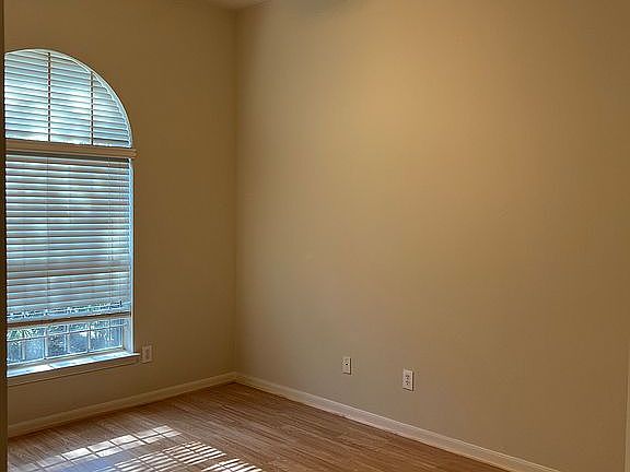 3rd image of 11815 Balmorhea Ln