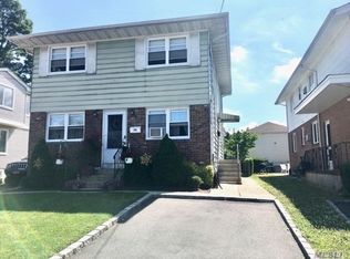 28 Firwood Rd, Port Washington, NY 11050