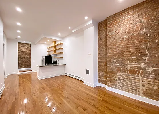 Rented by Corcoran | media 19