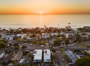223-225 El Portal St, Encinitas, CA 92024