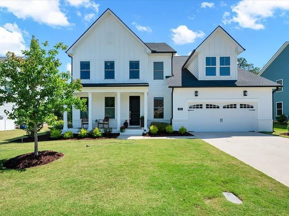 531 Glenville Lake Dr, Fuquay Varina, NC 27526