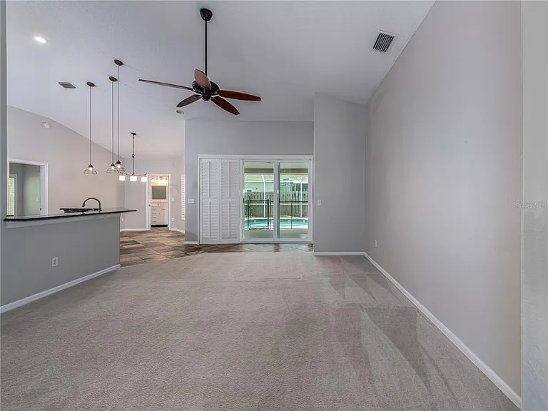 10333 Abbotsford Dr — Photo 10