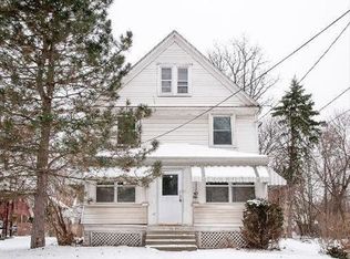 736 Carlysle St, Akron, OH 44310