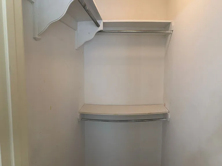10 Foxcroft Ct — Photo 17