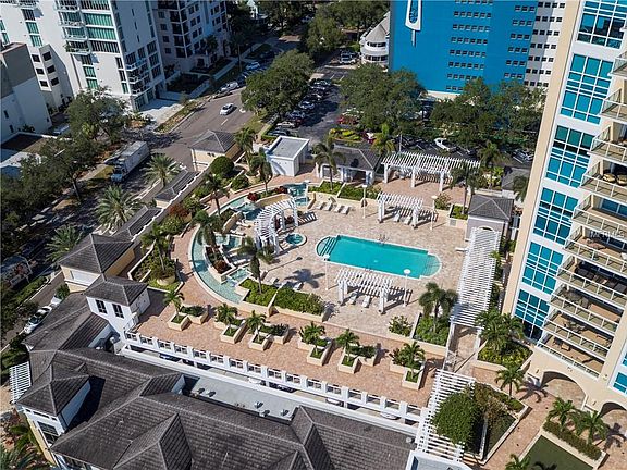 2nd image of 400 Beach Dr NE Unit 1504